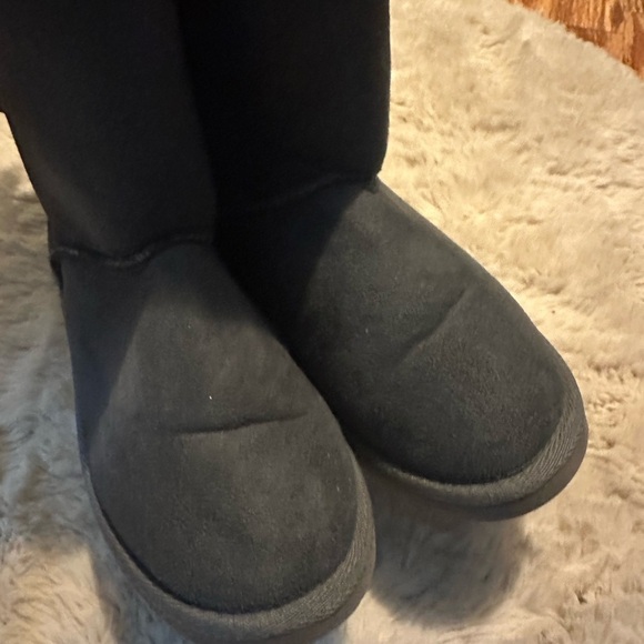 Simply Southern Gray Bow Boots Size 9 - Picture 5 of 8